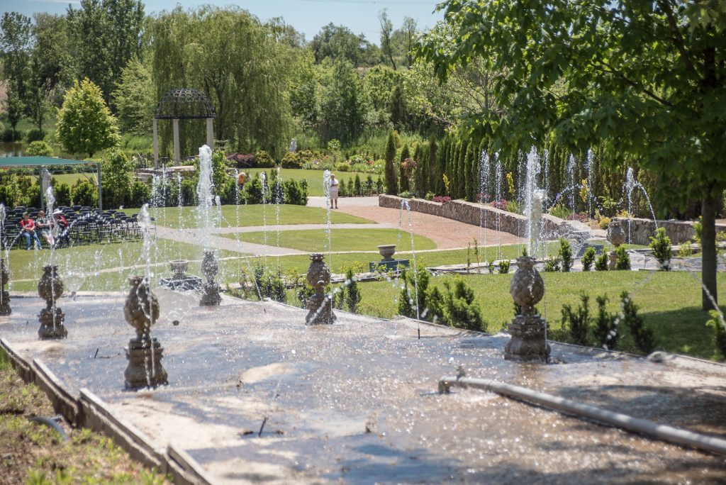 Fountain Amphitheatre.jpg