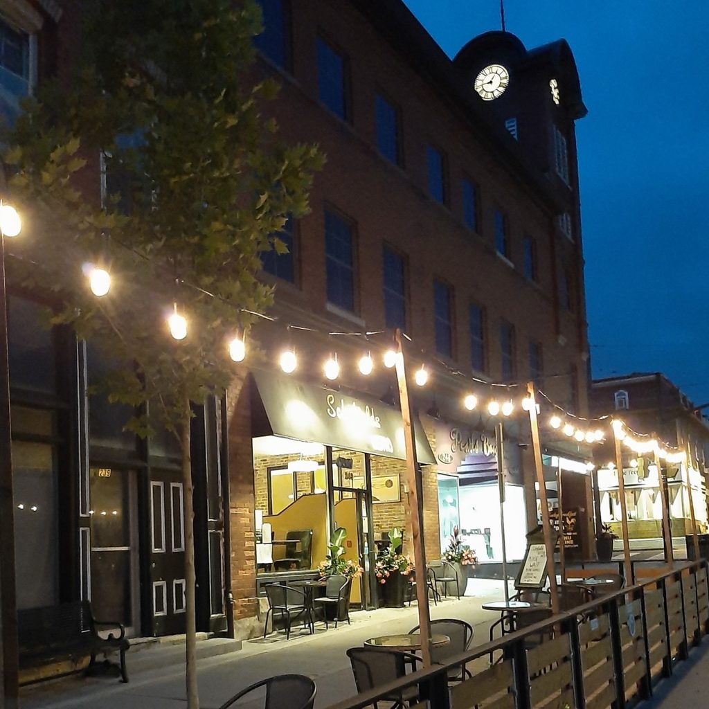 Patio1.jpg